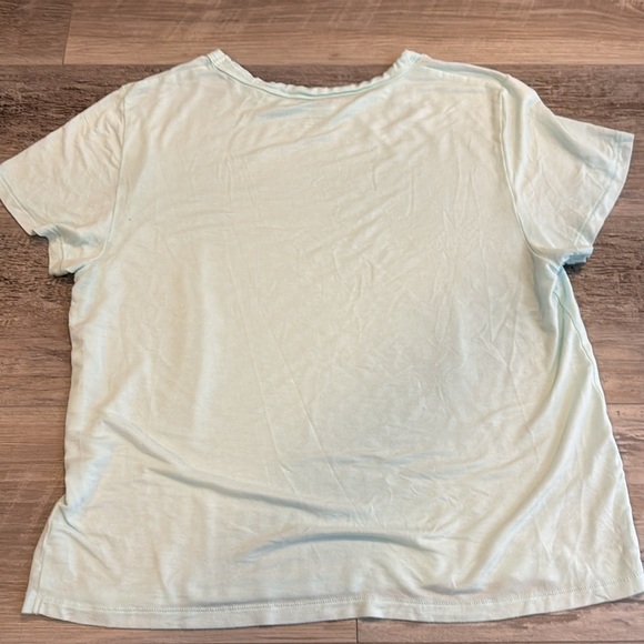 AE soft & sexy tee - Picture 3 of 8